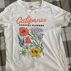 Cali Flowers tee🌸🌼🧡